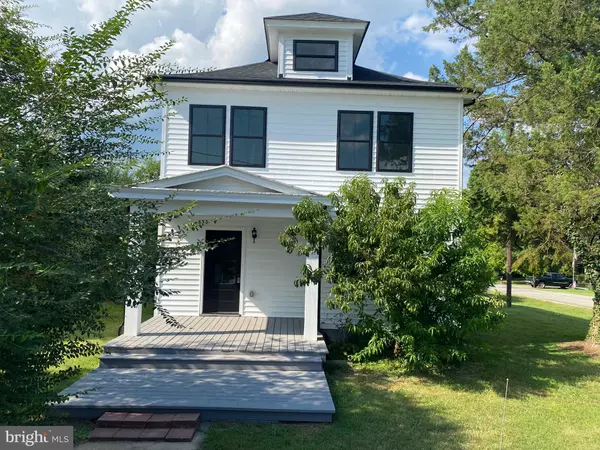 Mineral, VA 23117,106 E FIFTH ST