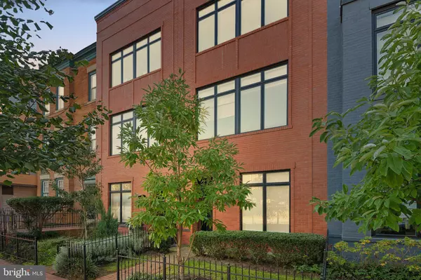 Washington, DC 20003,1325 D ST SE