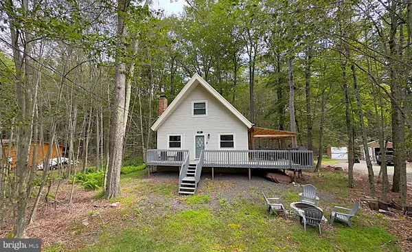 324 STROUD CT, Pocono Lake, PA 18347