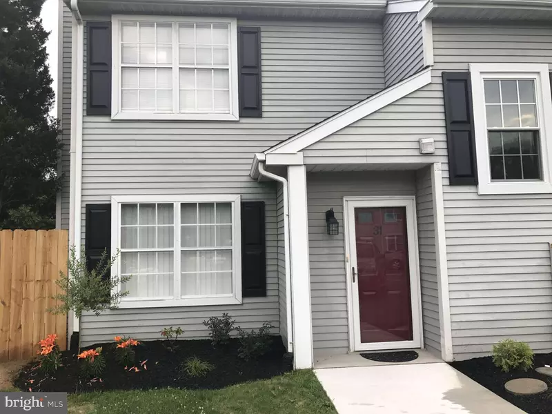 31 BARK HOLLOW LN, Horsham, PA 19044