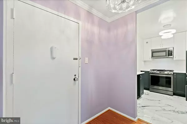 Alexandria, VA 22314,801 N PITT ST #909