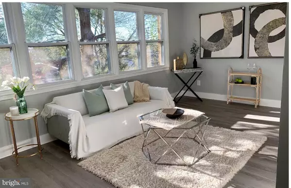 Washington, DC 20002,517 7TH ST NE #2