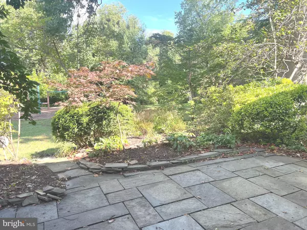 Alexandria, VA 22302,1603 MOUNT EAGLE PL