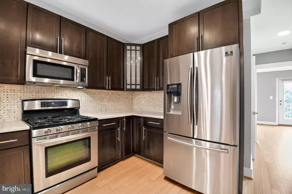 Washington, DC 20010,1241 KENYON ST NW #2