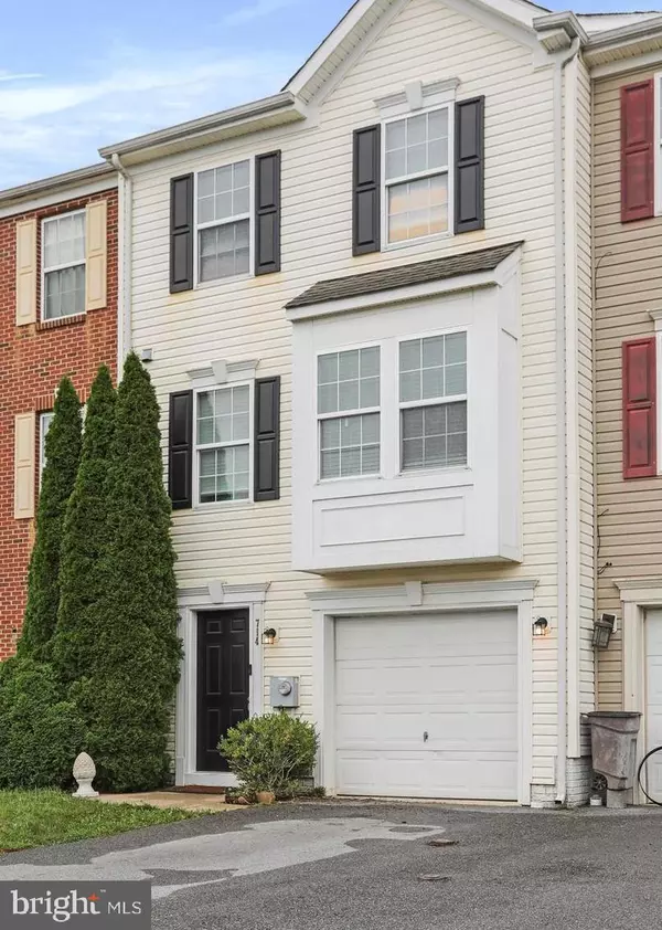 714 PRENTISS POINT PKWY, Martinsburg, WV 25401