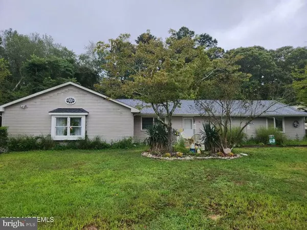 Lanoka Harbor, NJ 08734,27 CEDAR DR