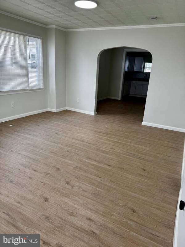 Dundalk, MD 21222,7169 HOLABIRD AVE