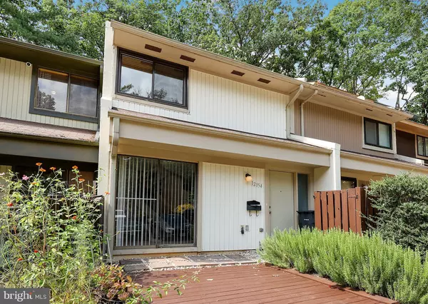 Reston, VA 20191,12154 CAPTIVA CT