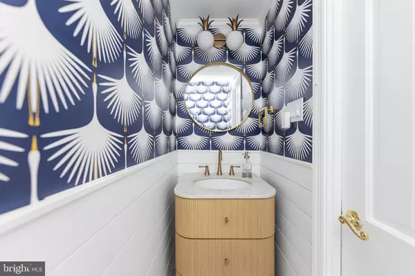 Washington, DC 20016,2810 NORTH GLADE ST NW