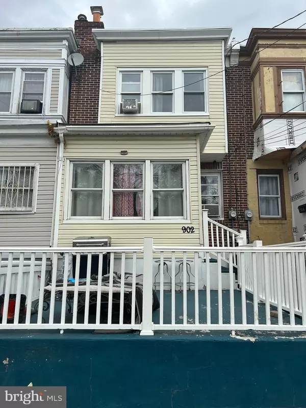 902 N 19TH ST, Camden, NJ 08105