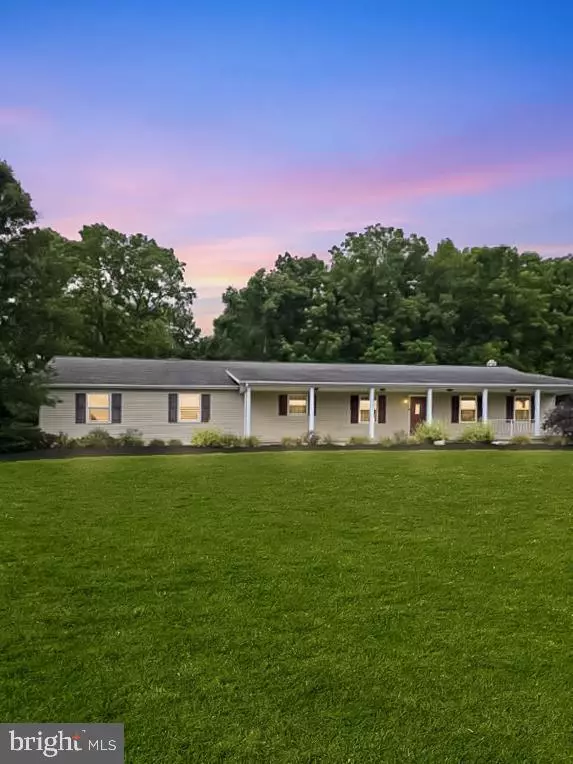 129 WALKER DR, Spring Mills, PA 16875