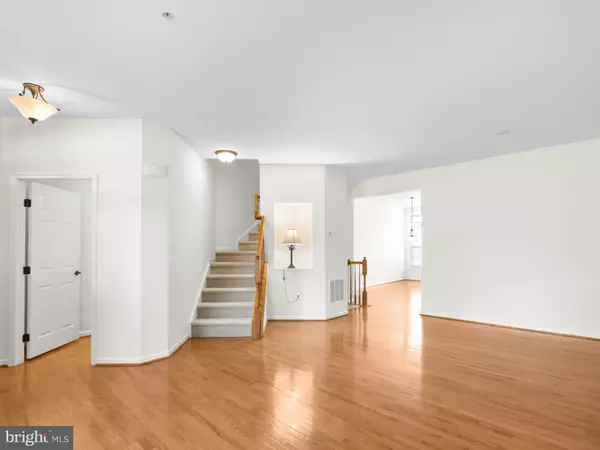 Easton, MD 21601,300 DIXON ST #307