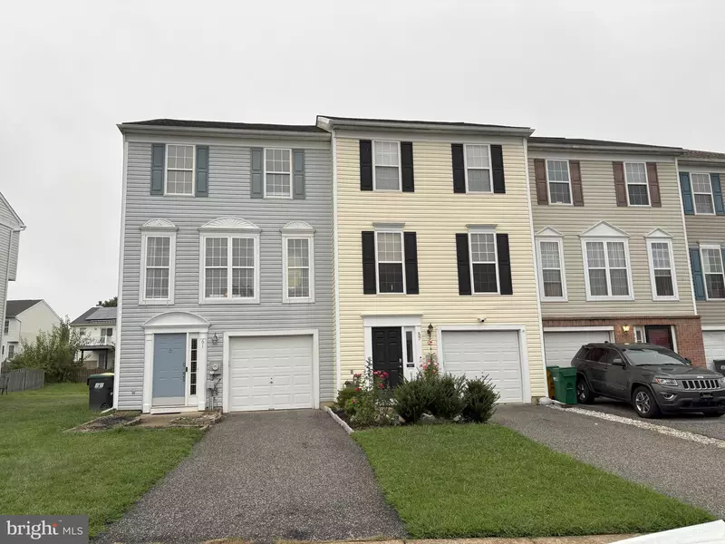 61 LISA DR, Newark, DE 19702