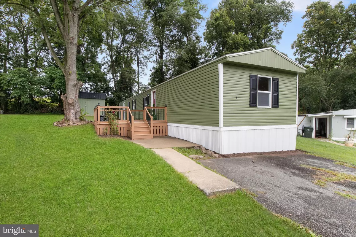 York, PA 17406,4 PINE ST