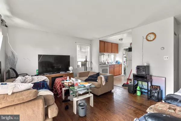 Baltimore, MD 21229,5102 HILLWELL RD