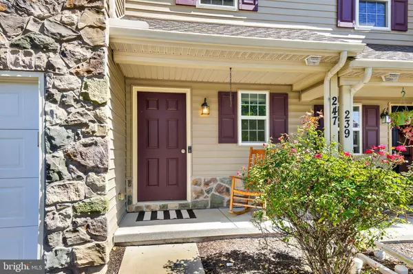 Palmyra, PA 17078,247 S VILLAGE CIR L-0179