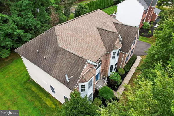 Yardley, PA 19067,628 DEERBROOK DR