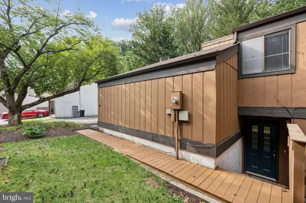 Reston, VA 20191,2343 GLADE BANK WAY