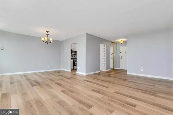 Rockville, MD 20852,11801 ROCKVILLE PIKE #910