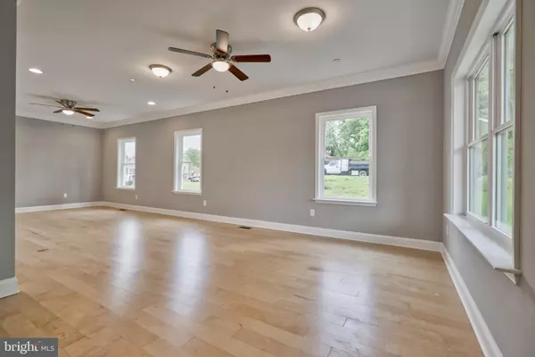 Baltimore, MD 21224,7412A BELMONT AVE