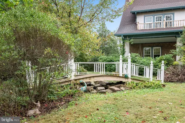 Charles Town, WV 25414,1853 FLOWING SPRINGS RD