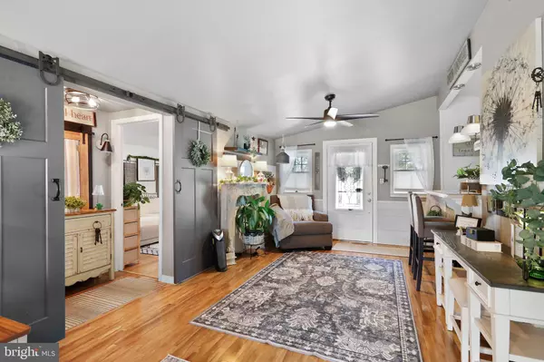 Maple Shade, NJ 08052,206 RUTH