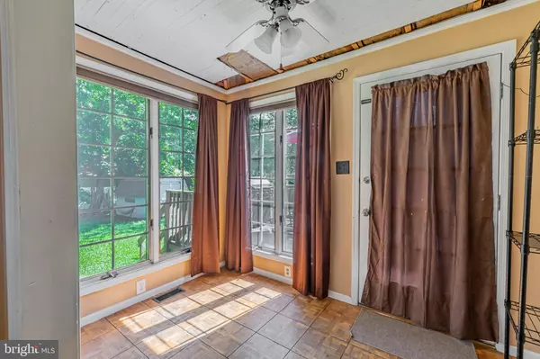 Hammonton, NJ 08037,312 W PLEASANT ST