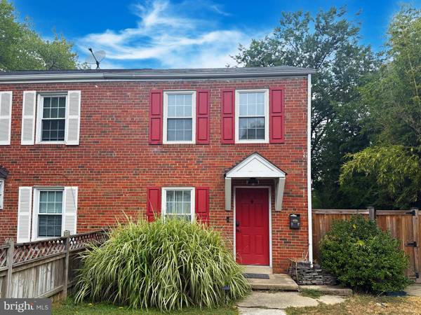 2228 HUNTINGTON AVE, Alexandria, VA 22303