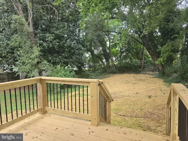 Winchester, VA 22601,20 E HART ST