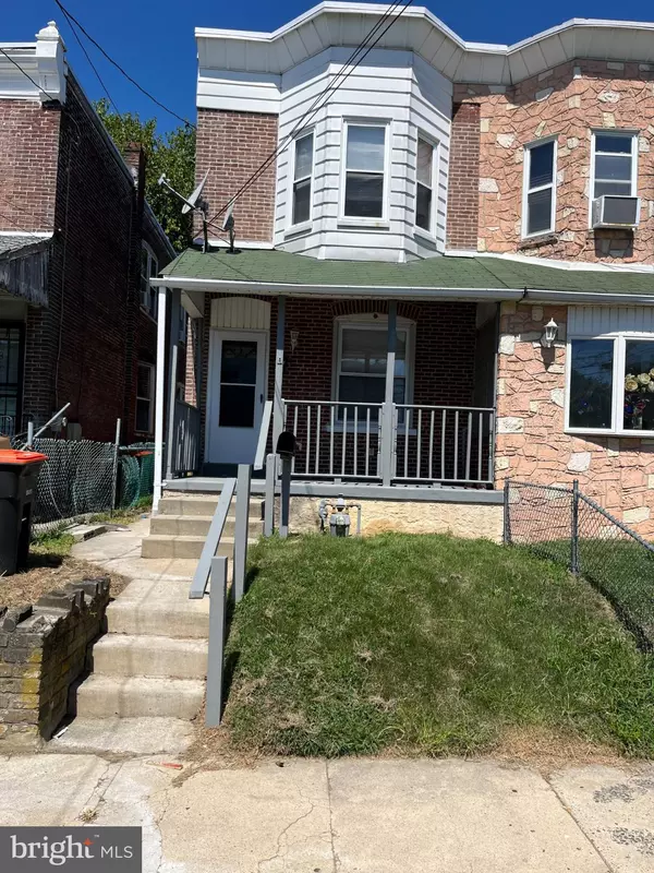 2906 W 11TH ST, Chester, PA 19013