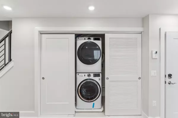 Philadelphia, PA 19130,1436 PARRISH ST #4