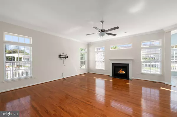 Ocean View, DE 19970,8 BAY PINE DR