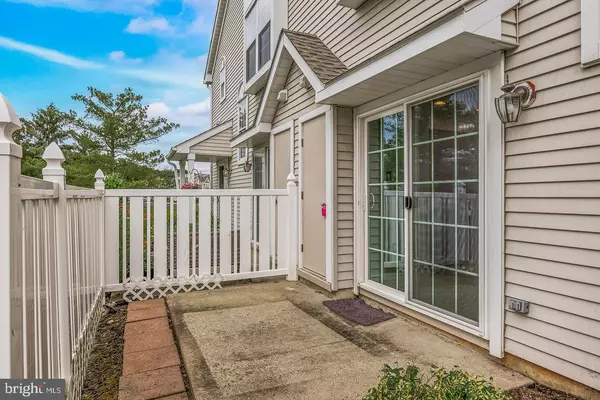 Mount Laurel, NJ 08054,501 OLIPHANT LN