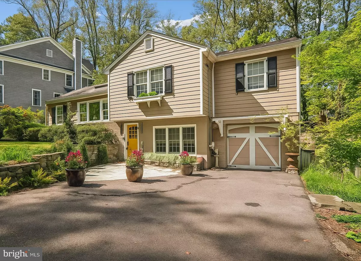 Garrett Park, MD 20896,11300 KENILWORTH AVE