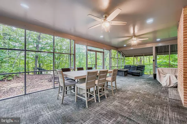 Edgewater, MD 21037,3203 BREZINA PL