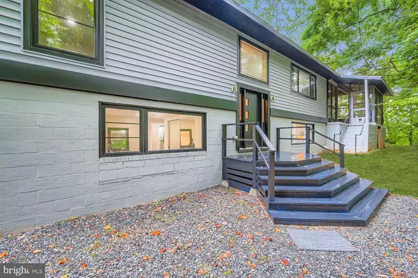 3203 BREZINA PL, Edgewater, MD 21037