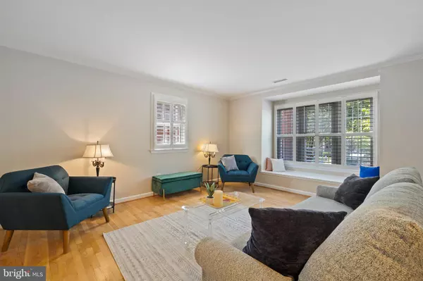 Chevy Chase, MD 20815,6721 KENWOOD FOREST LN #45