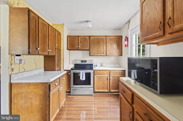 Broomall, PA 19008,21 SUMMIT AVE
