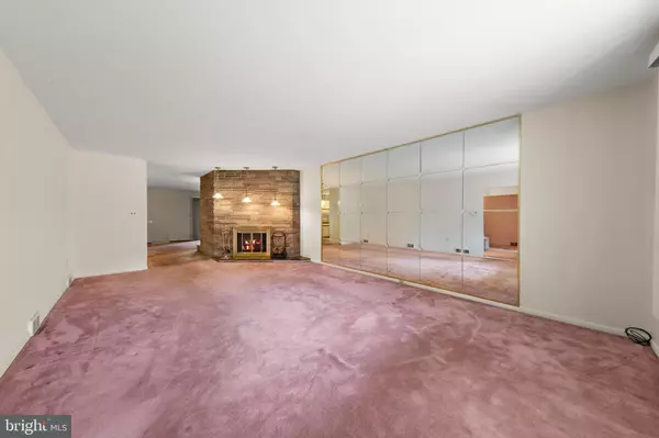 Ewing, NJ 08638,7 SOMMERS RD