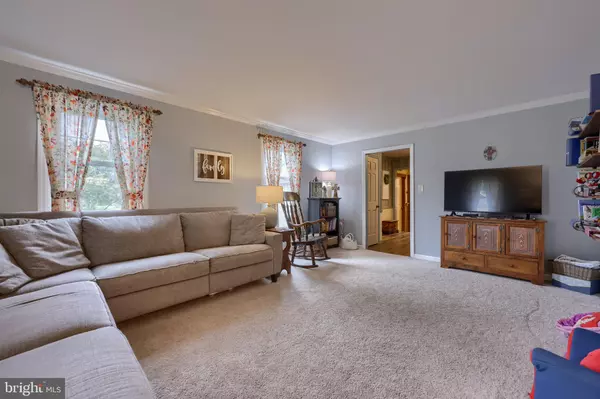 Lancaster, PA 17601,406 TEDDY AVE