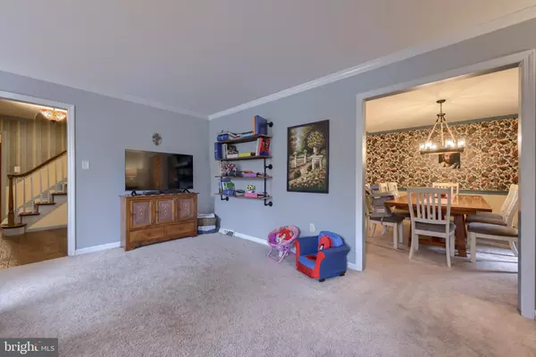 Lancaster, PA 17601,406 TEDDY AVE