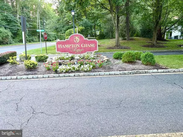 Trenton, NJ 08691,121 WALDEN