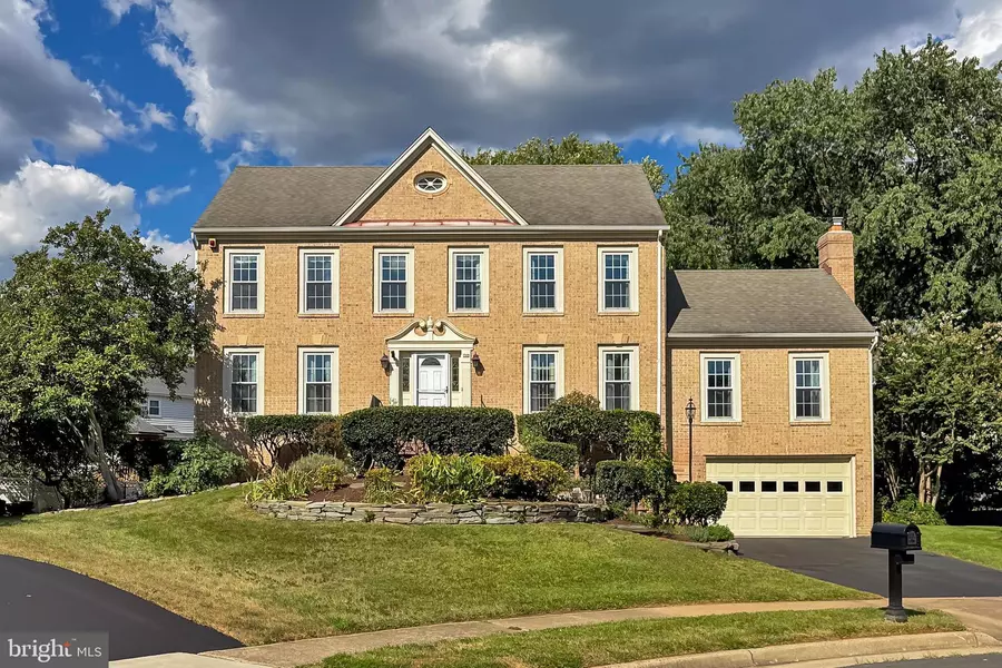 406 WOODGROVE CT, Herndon, VA 20170