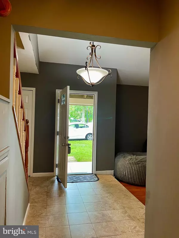 Sterling, VA 20164,111 PARK HILL LN