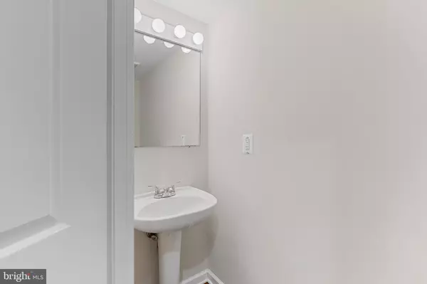 Columbia, MD 21046,8871 STONEBROOK LN