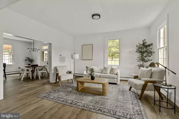 Mechanicsburg, PA 17055,24 KIM ACRES DR