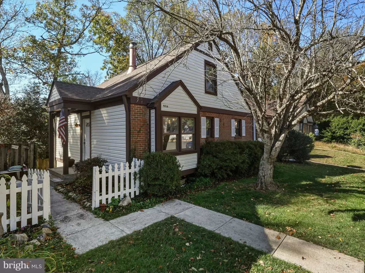 Burke, VA 22015,9816 PEBBLE WEIGH CT