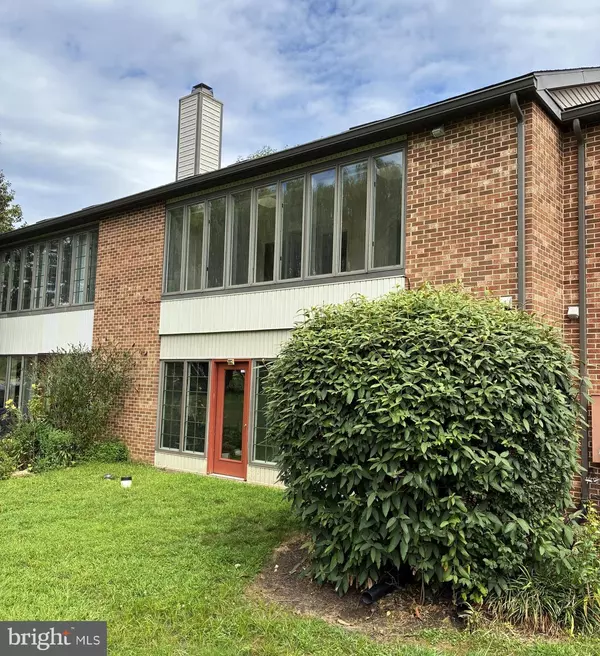 Lancaster, PA 17602,71 BLACK OAK DR #71