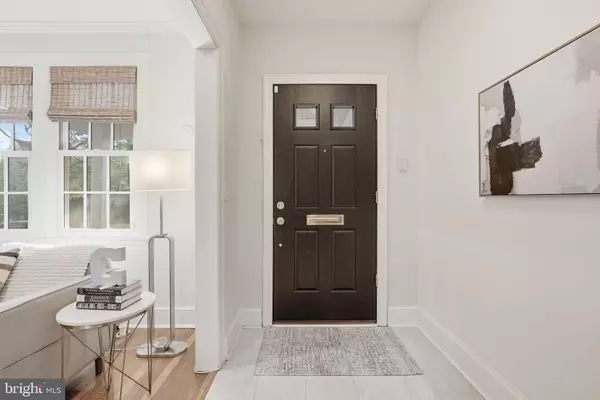 Washington, DC 20007,2417 HUIDEKOPER PL NW