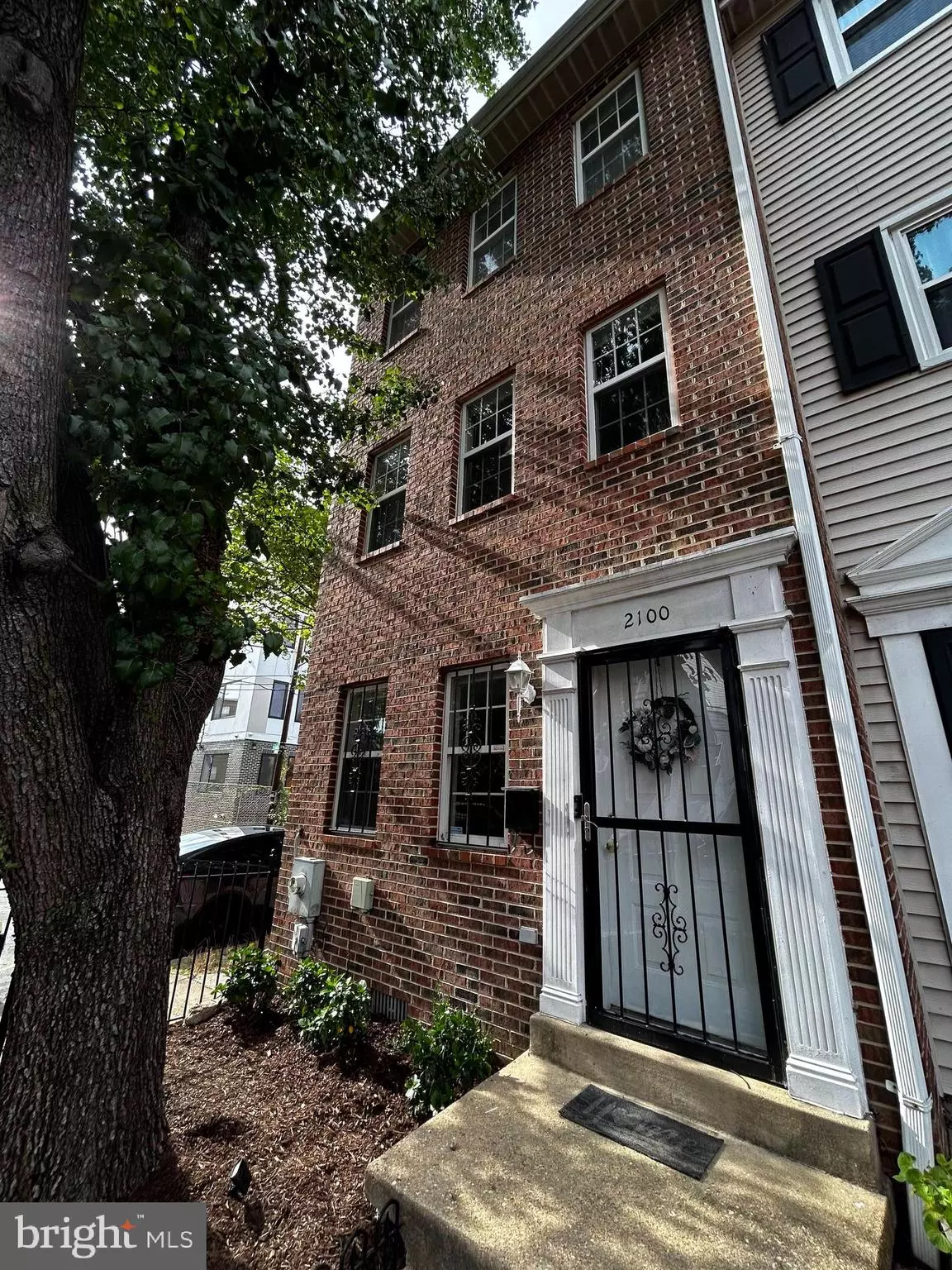 Washington, DC 20020,2100 YOUNG ST SE